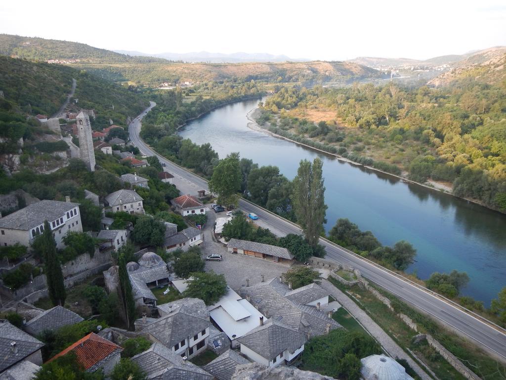 Riverside Guesthouse Pocitelj Esterno foto